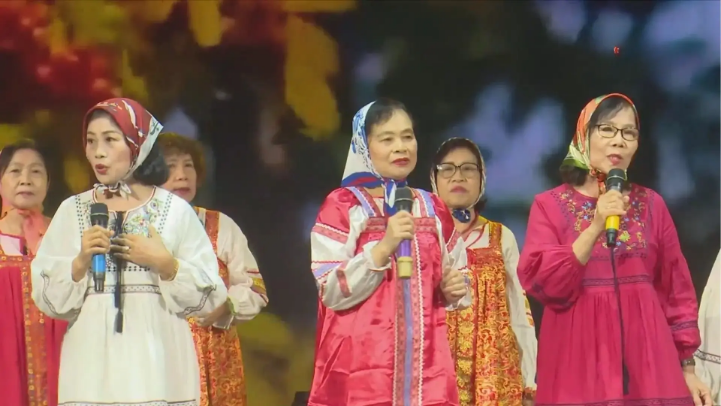  Giao lưu văn hóa truyền thống Việt – Nga 